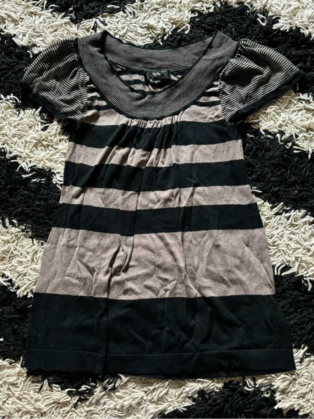 Mossimo Tan & Black Striped Short Sleeve Sweater Blouse Women’s Small